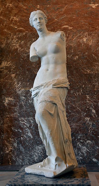 383px Front views of the Venus de Milo