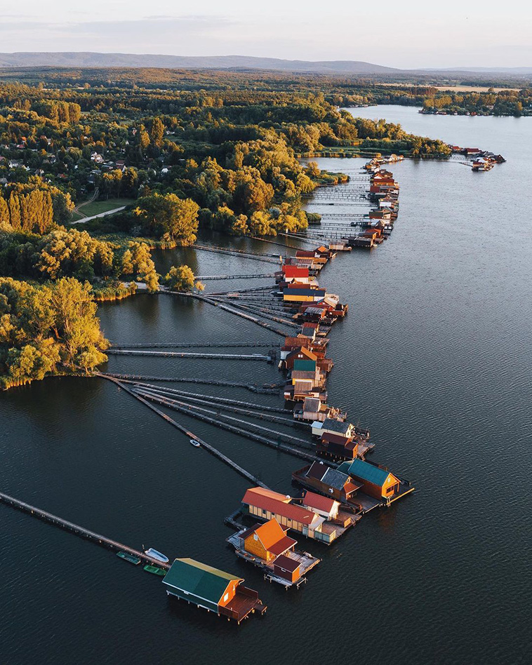 wooden cabins, Bokodi-hűtőtó