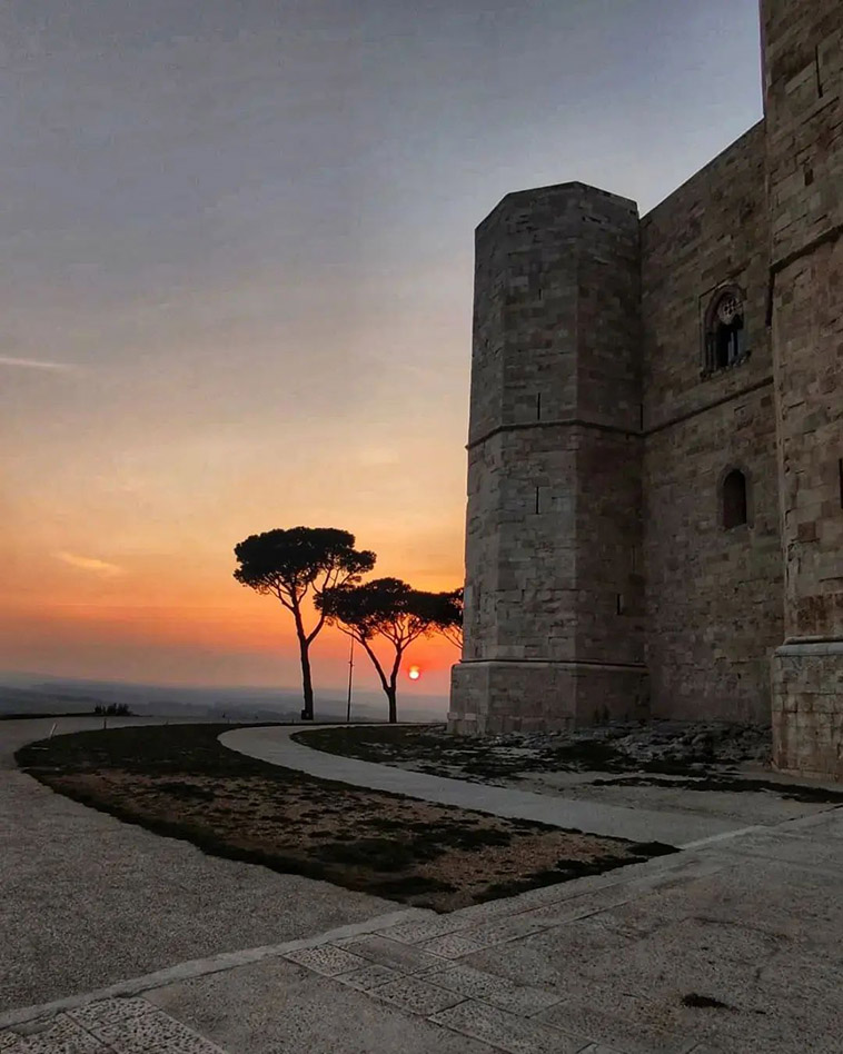 castel del monte exterior