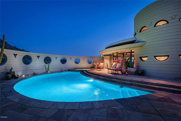 Circular Sun House