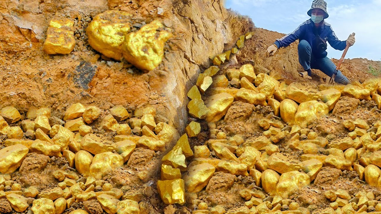 wow wow amazing day! gold miner found a lot of gold treasure under stone million years - YouTube