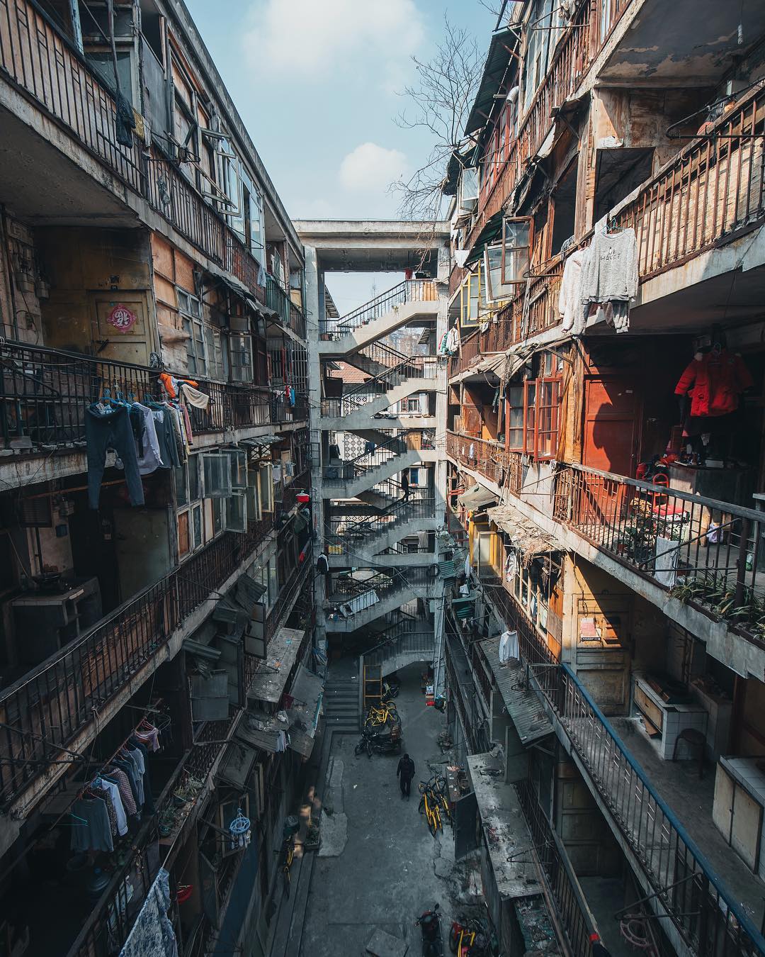 weird-and-majestic-architecture-of-china