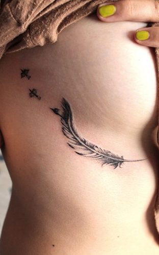 24 Elegant Under Breast Tattoo Ideas for Women