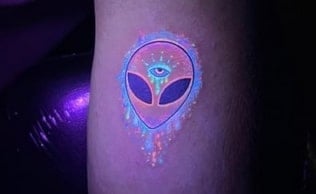 alien invisible tattoo design