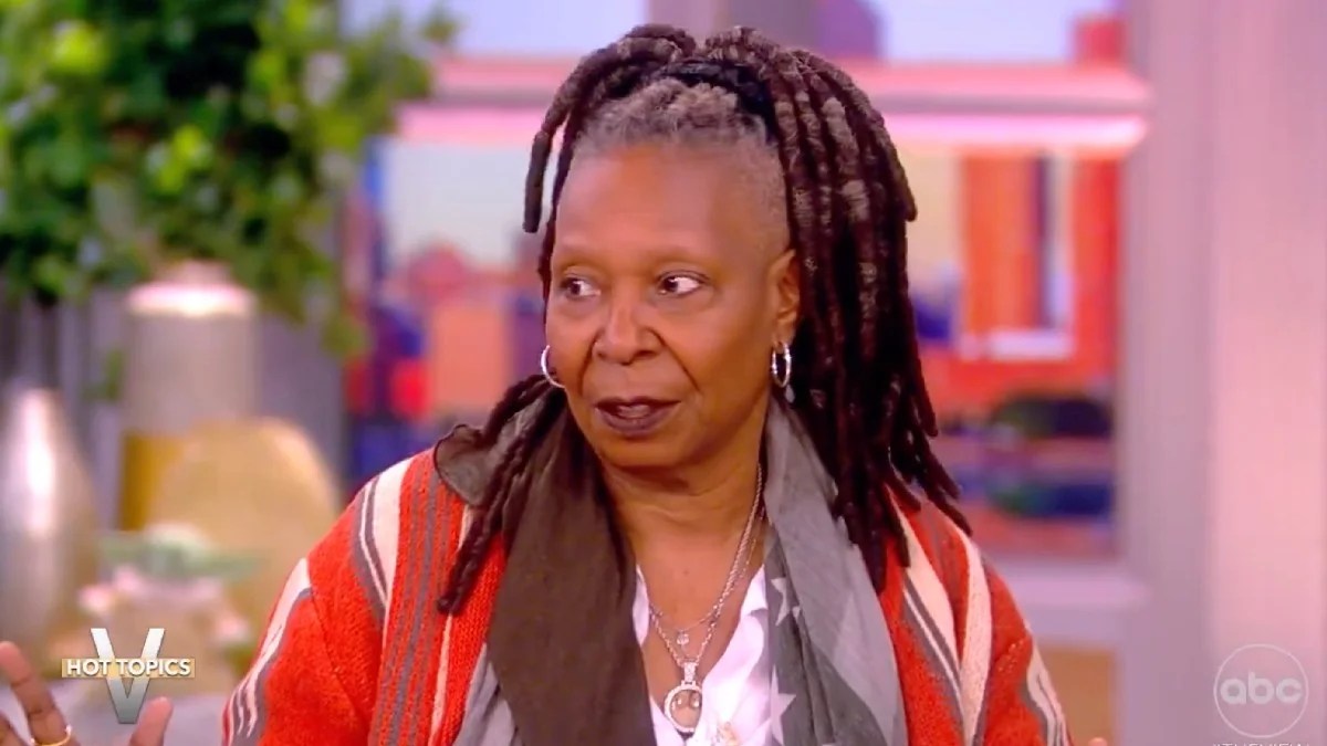 Whoopi Goldberg Reacts to Trump Using N-Word on The Apprentice