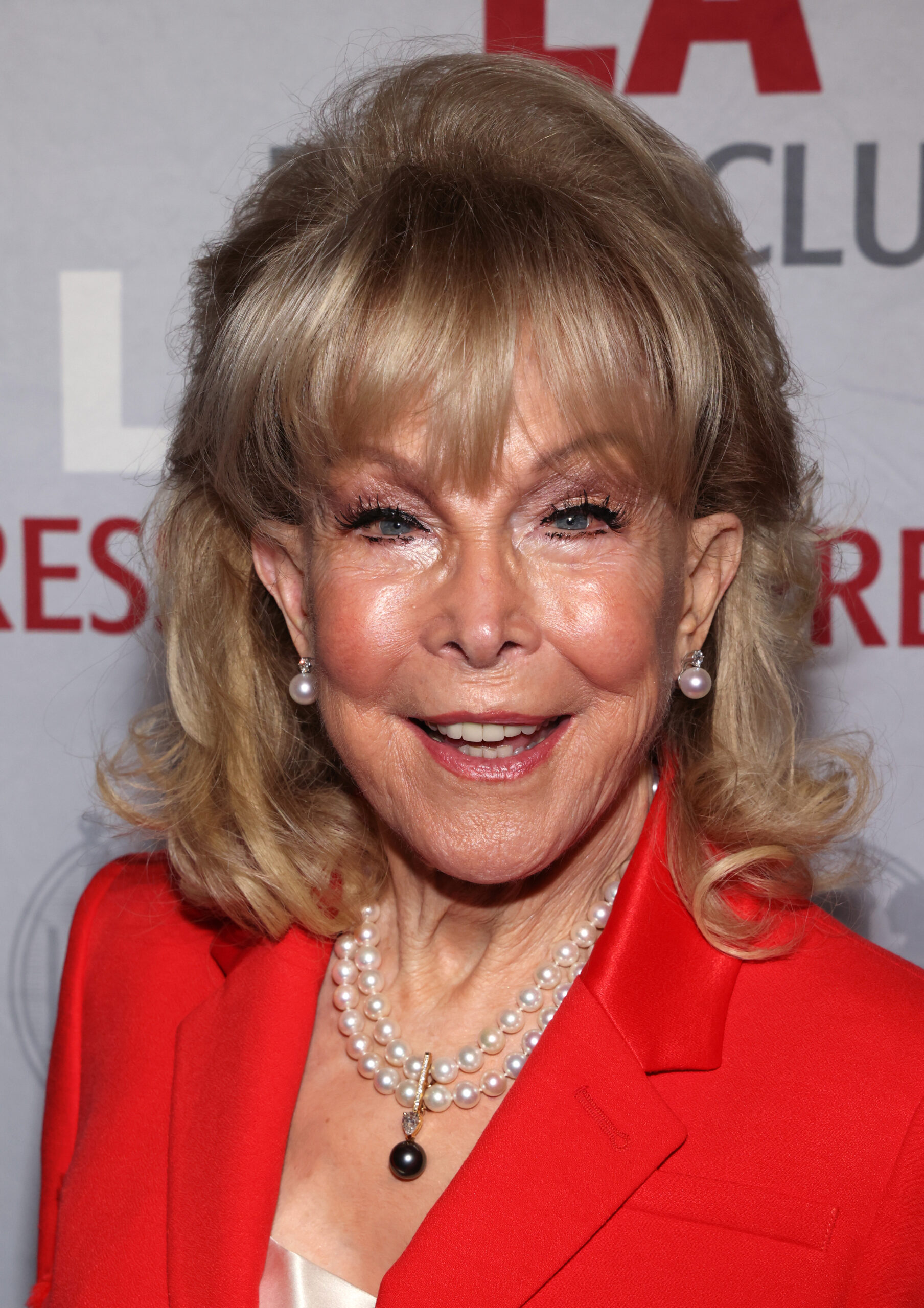 Barbara Eden attends the 16th Annual National Arts & Entertainment Journalism Awards Gala on December 3, 2023 | Source: Getty Images