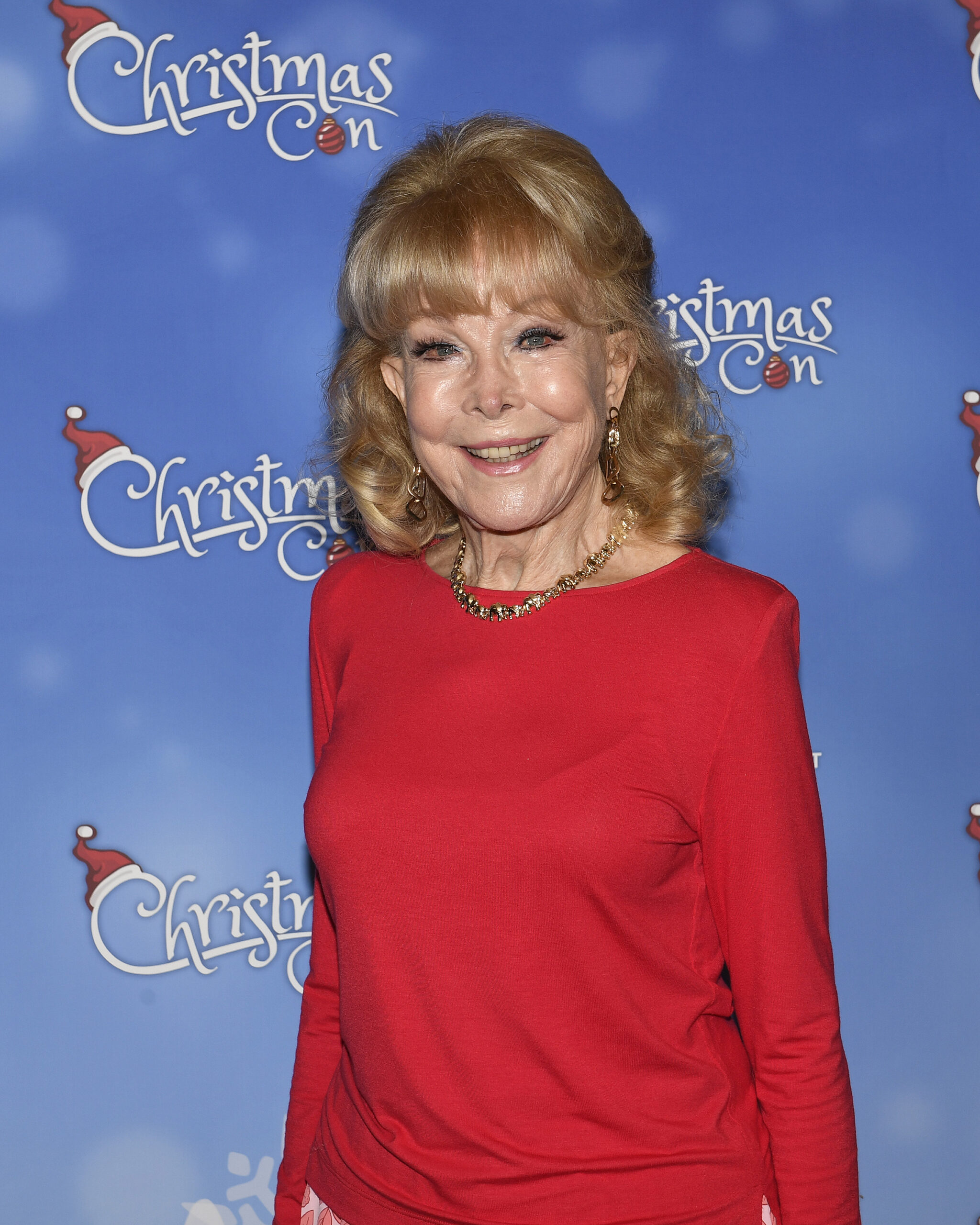 Barbara Eden attends Christmas Con on August 6, 2022 | Source: Getty Images