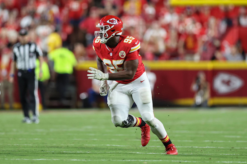 KANSAS CITY, MO - SEPTEMBER 05: Kansas City Chiefs defensive tackle Chris Jones (95) rushes in the fourth quarter of an NFL game between the Baltimore Ravens and Kansas City Chiefs on September 5, 2024 at GEHA Field at Arrowhead Stadium in Kansas City, MO. (Photo by Scott Winters/Icon Sportswire via Getty Images)